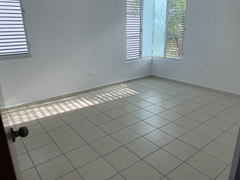 Urb. River Garden, Casa en Canovanas