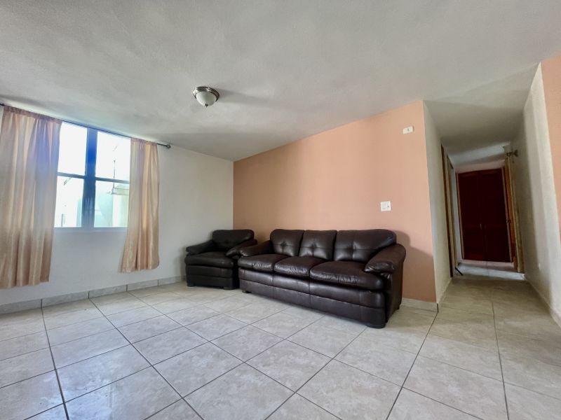 Cond. Palacios De Versalles, Apartamento en Toa Alta