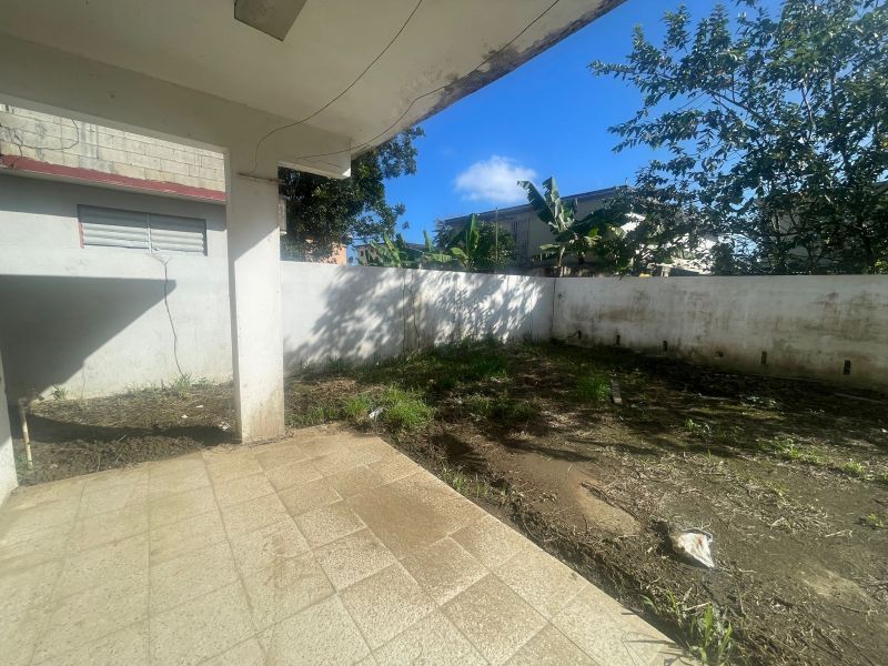 Bo. Media Luna, Casa en Toa Baja