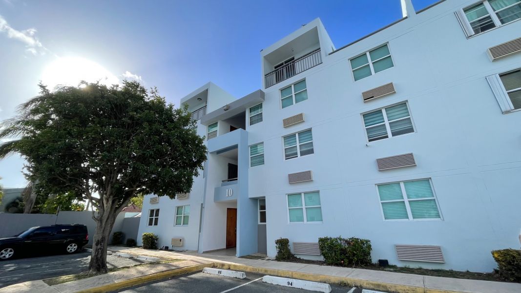 Cond. Lago Playa, Apartamento en Toa Baja