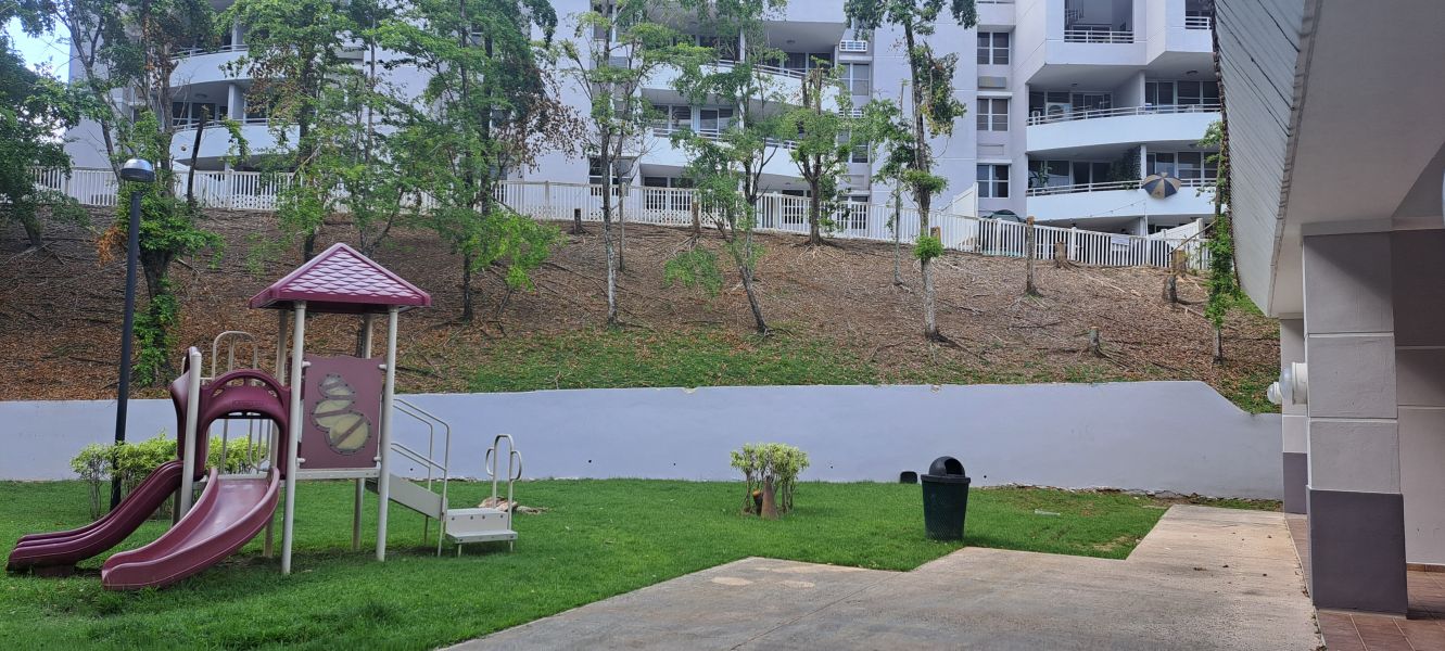 Cond. Flamingo Apartments, Apartamento en Bayamón