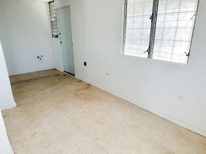 Urb. Santa Rosa, Casa en Bayamón