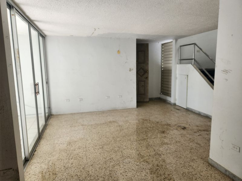 Cond. Hato Rey Centro, Apartamento en San Juan