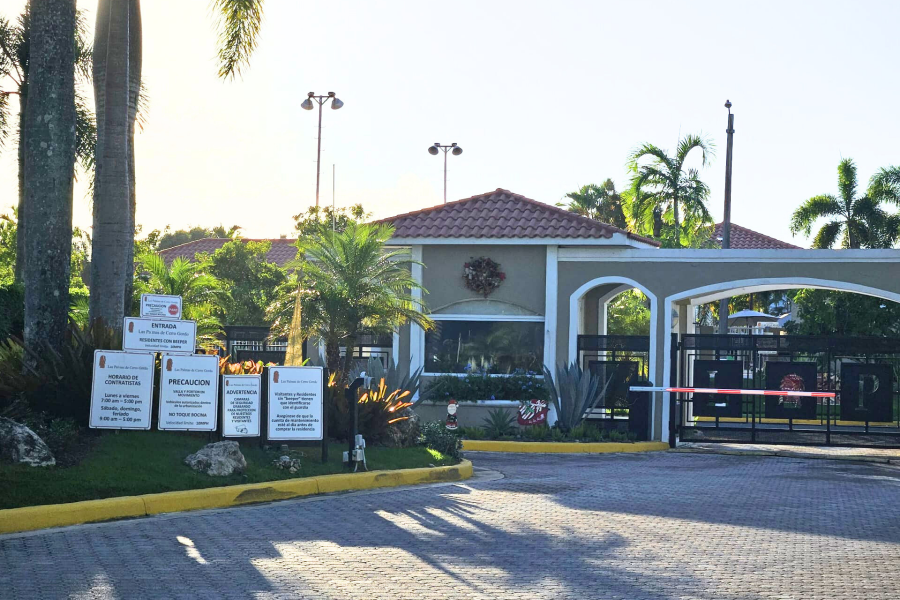 Urb. Las Palmas De Cerro Gordo, Casa en Vega Alta