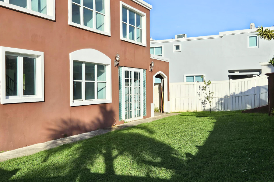 Urb. Las Palmas De Cerro Gordo, Casa en Vega Alta