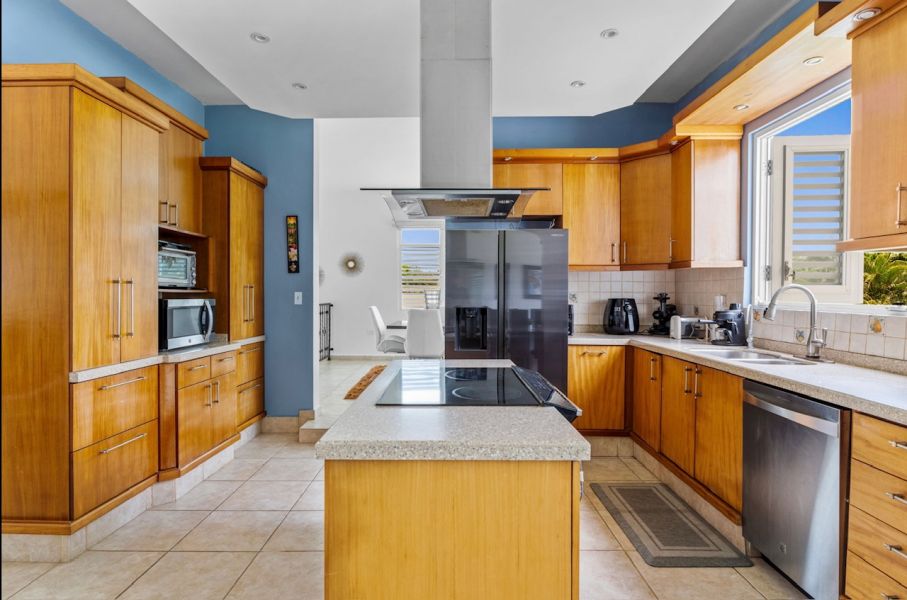 Urb. Valle Escondido Estates, Casa en Guaynabo