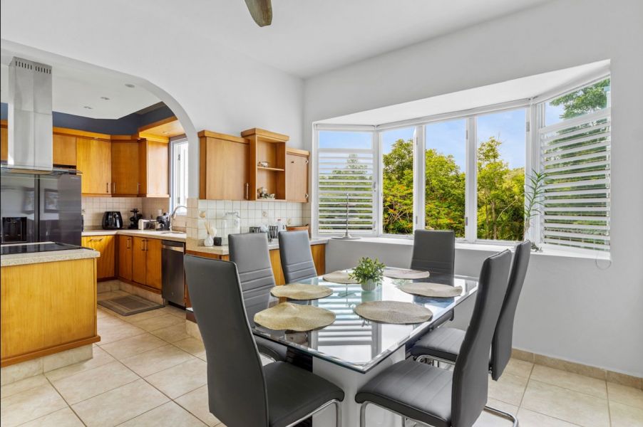 Urb. Valle Escondido Estates, Casa en Guaynabo