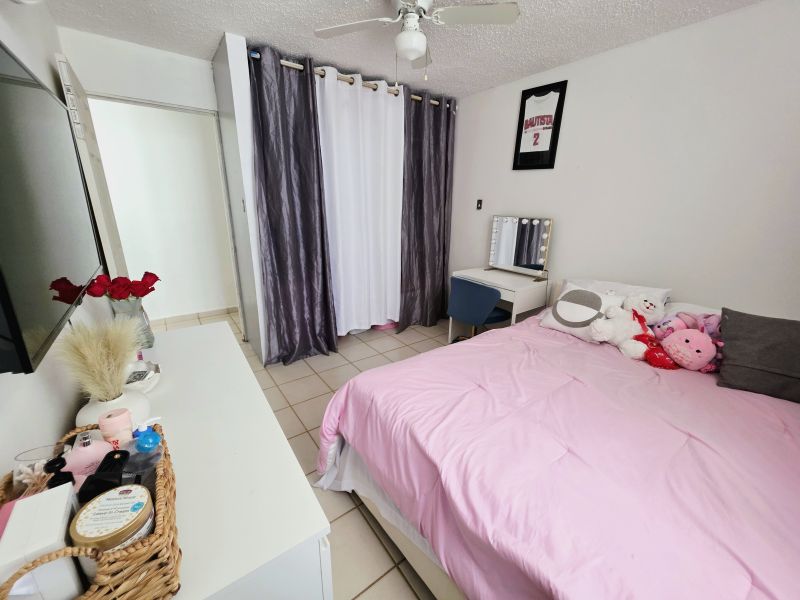 Urb Veredas 12 #206 Gurabo 00718 PR