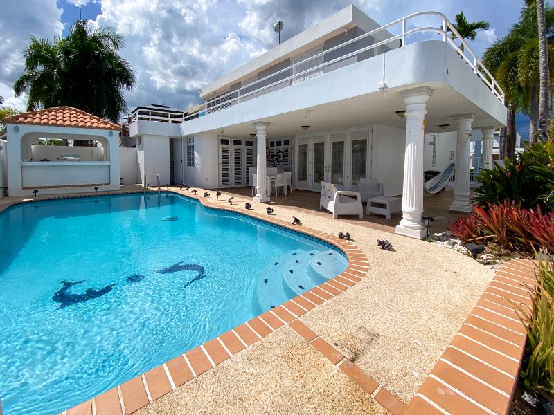 Urb Veredas 12 #206 Gurabo 00718 PR