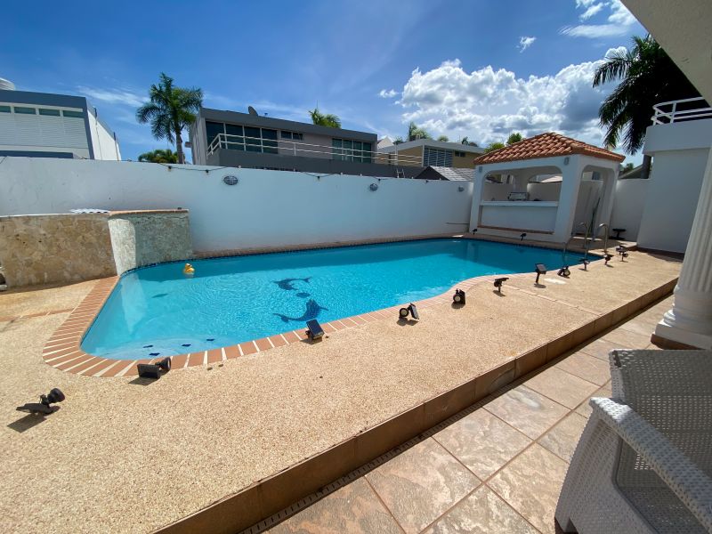 Urb Veredas 12 #206 Gurabo 00718 PR