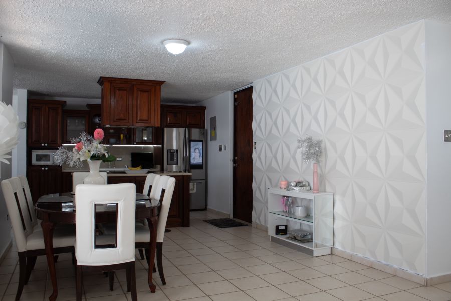 Urb Veredas 12 #206 Gurabo 00718 PR