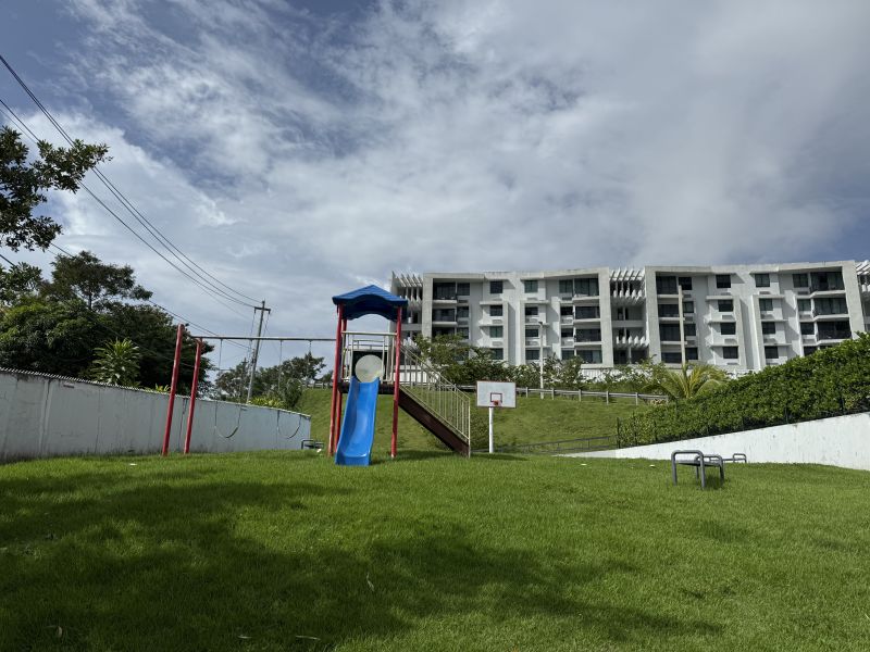 Cond Laderas De Guaynabo F-201 Guaynabo 00969 PR