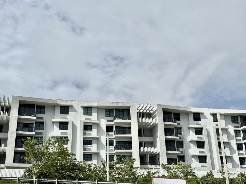 Cond Laderas De Guaynabo F-201 Guaynabo 00969 PR