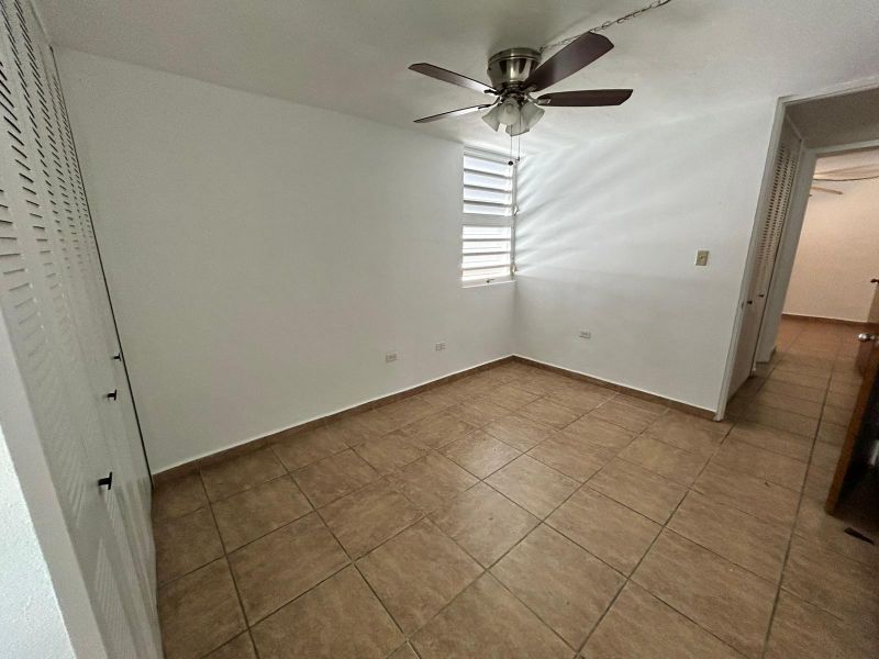 Urb Paseo De Santa Barbara #93 Calle Rubi Gurabo 00778 PR