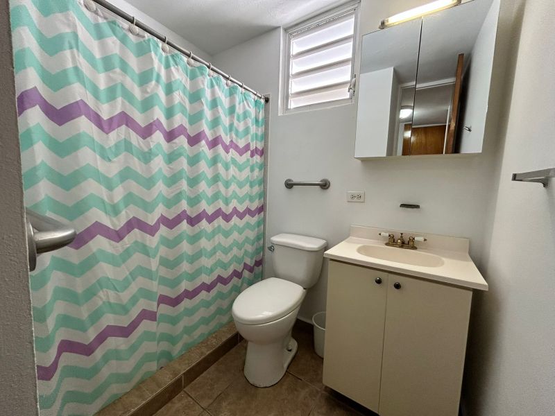 Urb Paseo De Santa Barbara #93 Calle Rubi Gurabo 00778 PR